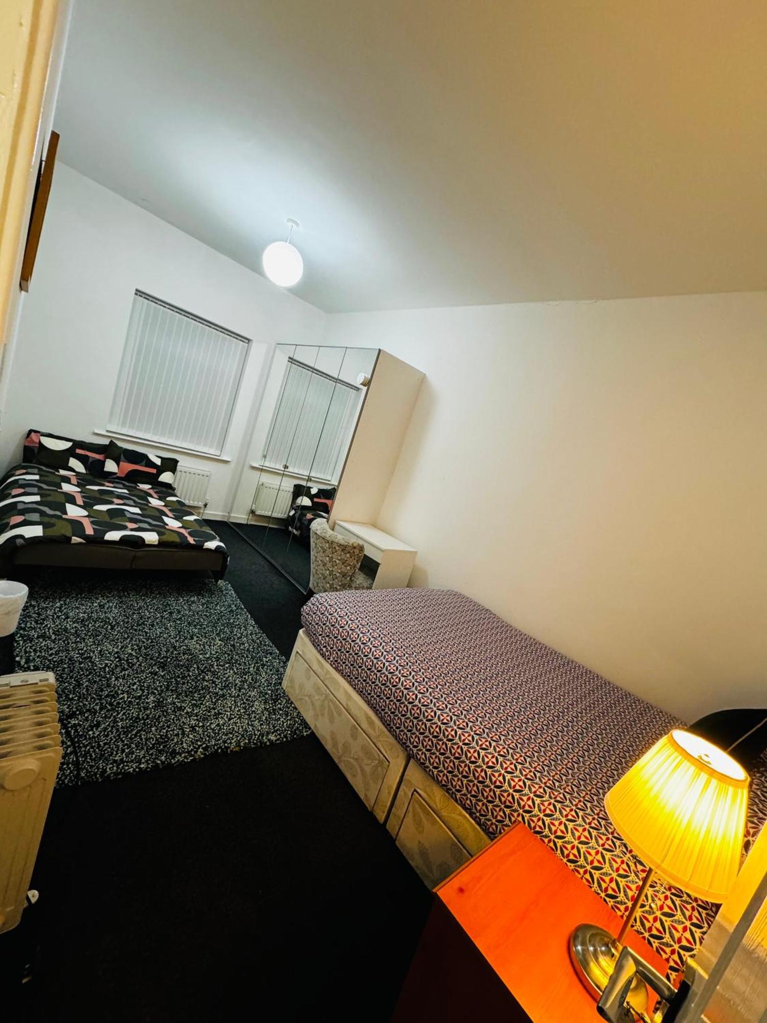 Liberty Inn Room With Sharing Toilet And Kitchen Liverpool Kültér fotó